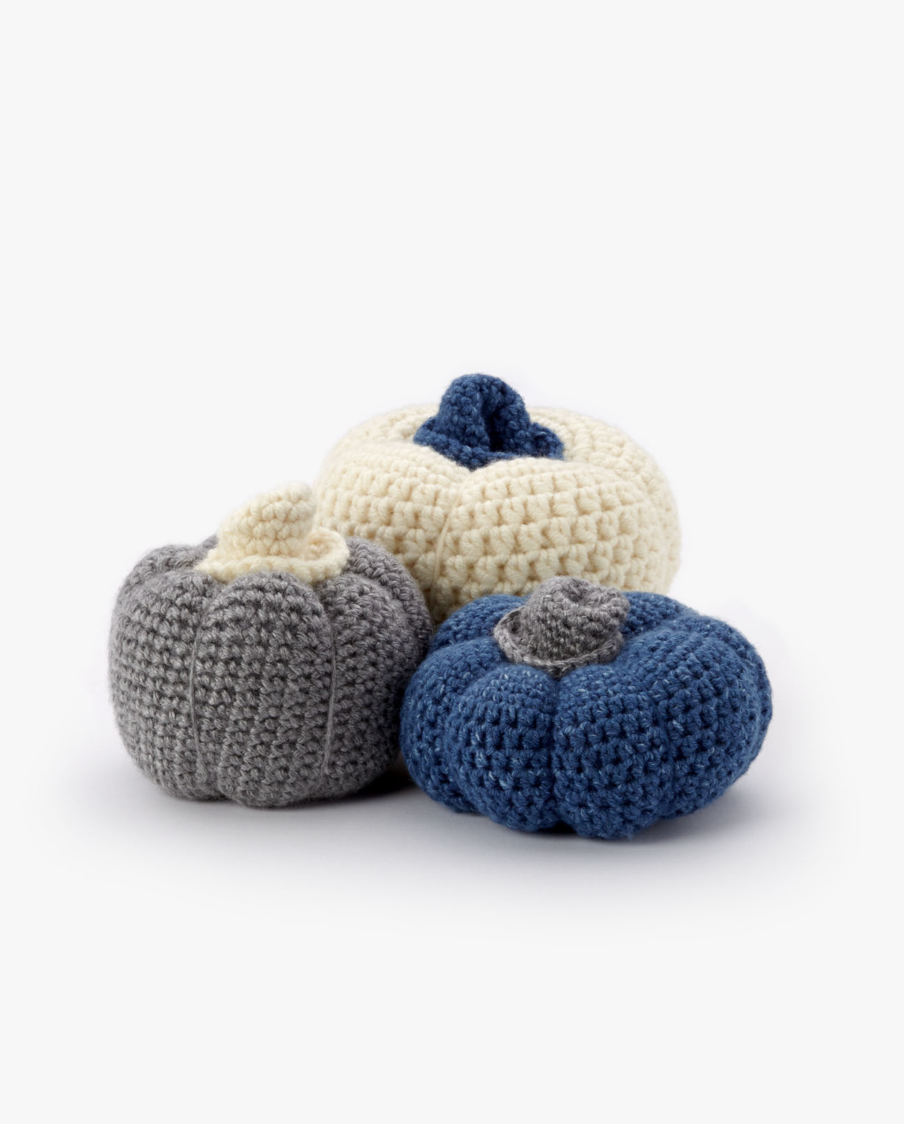 Crocheted dragon scale bag